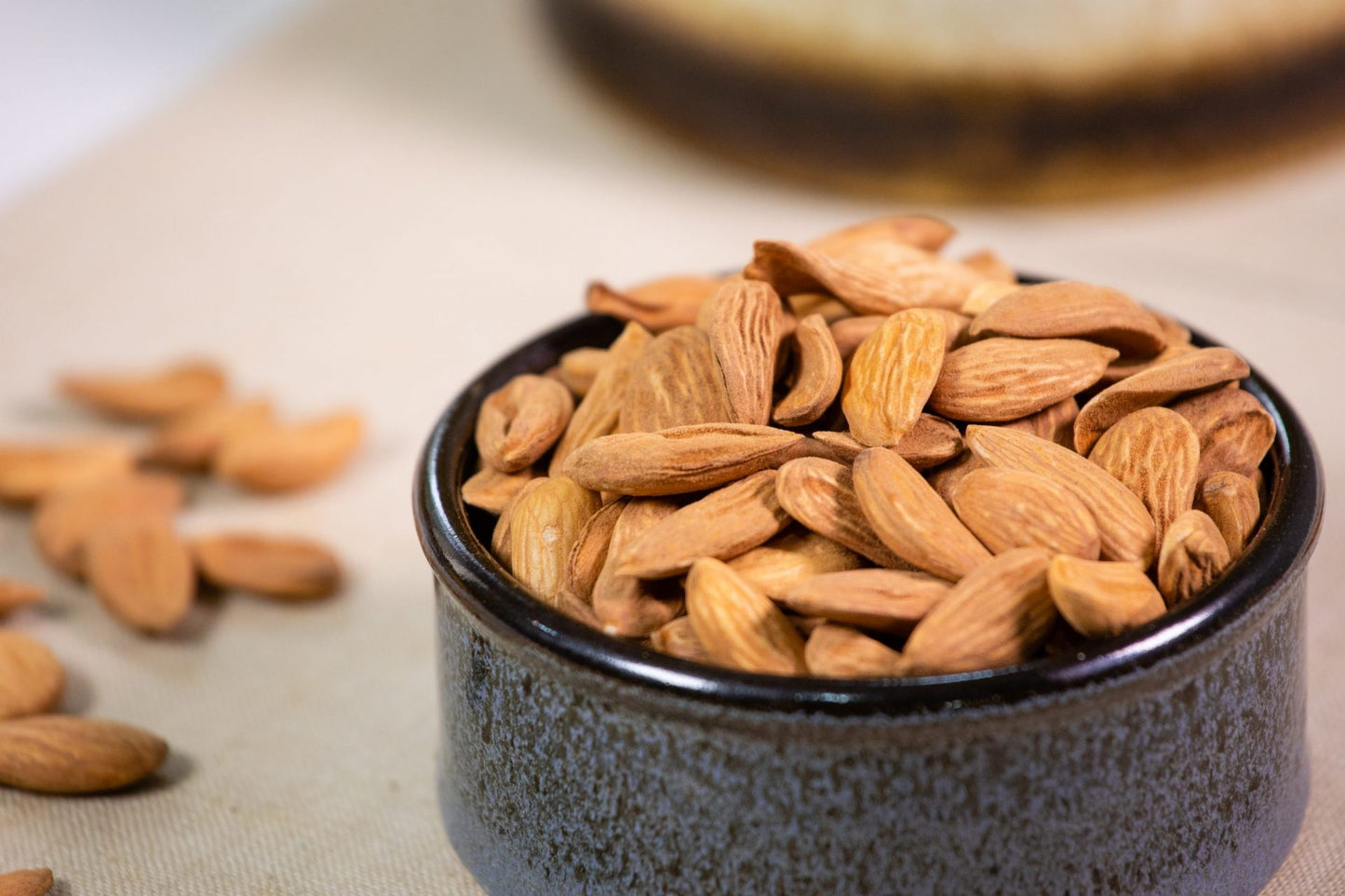PREMIUM NAWABI MAMRA BADAM GIRI (ORIGIN- AFGHANISTAN)